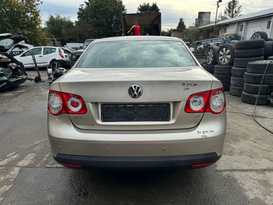 VOLKSWAGEN JETTA KLAPA BAGAŻNIKA SEDAN LD1W