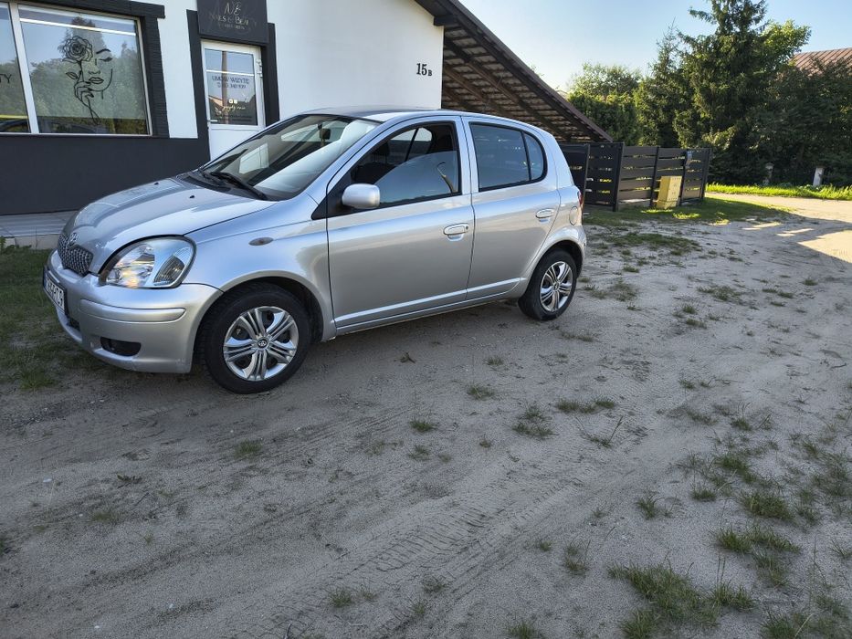 Toyota Yaris 2005 rok klima 5 drzwi 1,0 benzyna