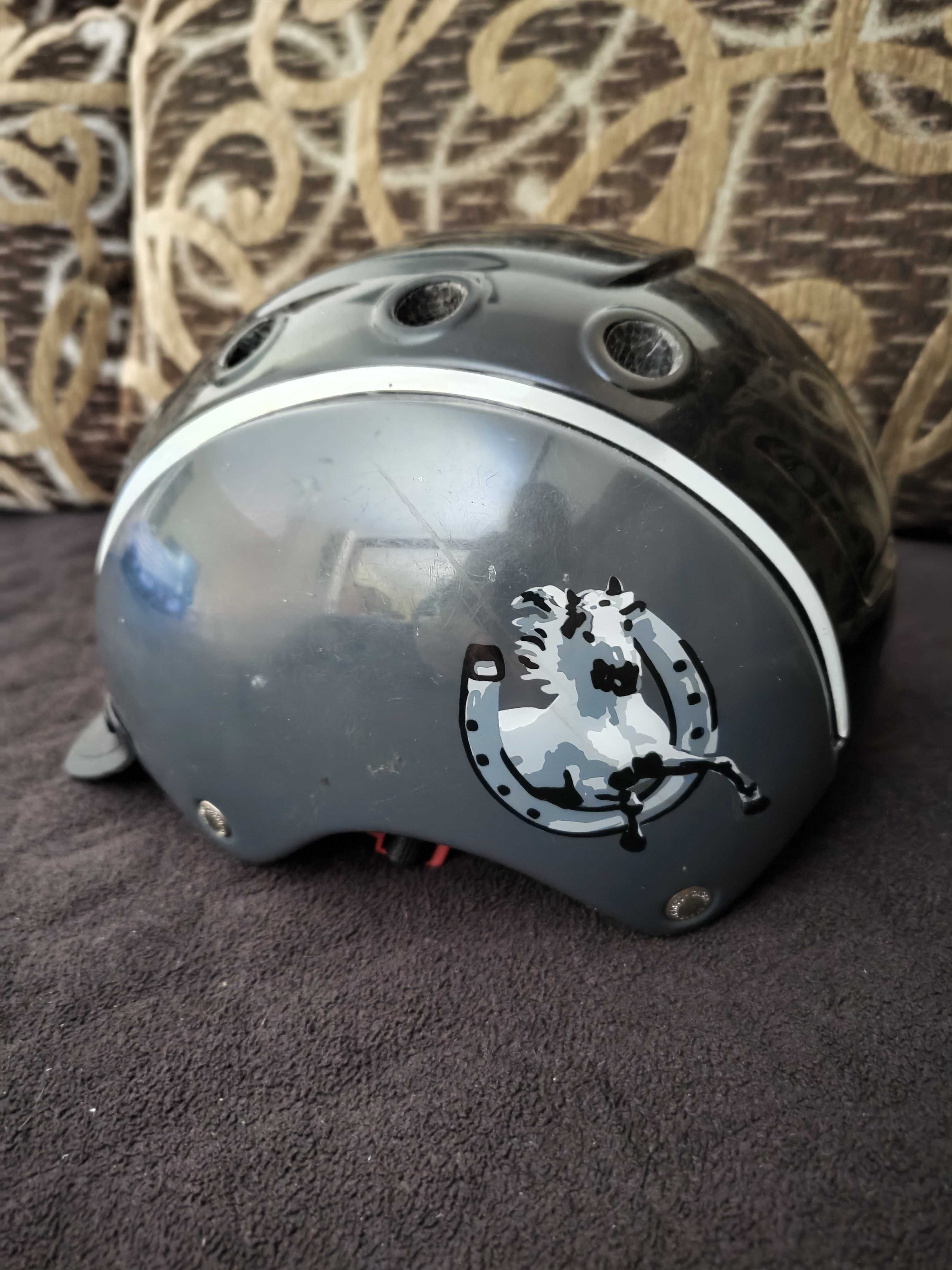 kask jeździecki dla dziecka