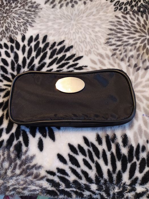 Nowy pokrowiec bądź etui