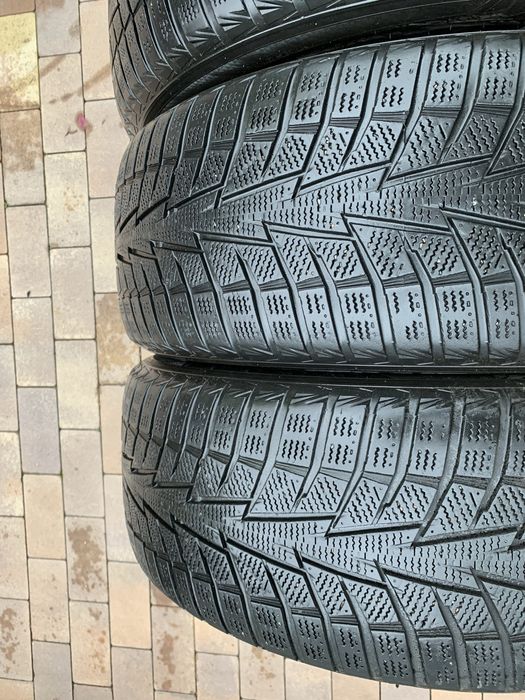Зимові шини(резина) 235/55 R19 “HANKOOK” Winter I*Cept X - 4шт.