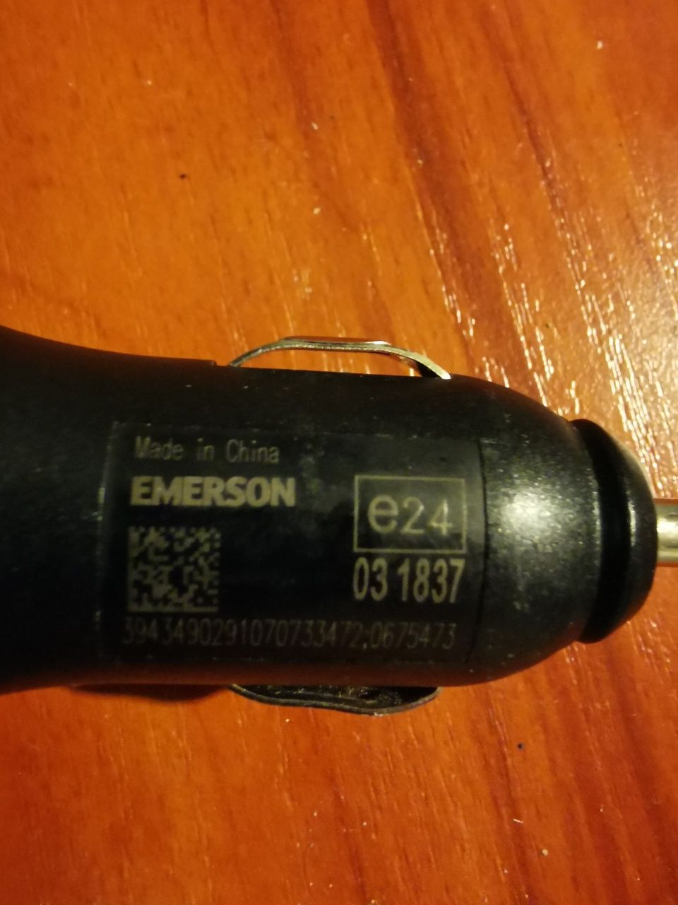 Emerson ładowarka samochodowa Nokia oryginalna na boleć do tel