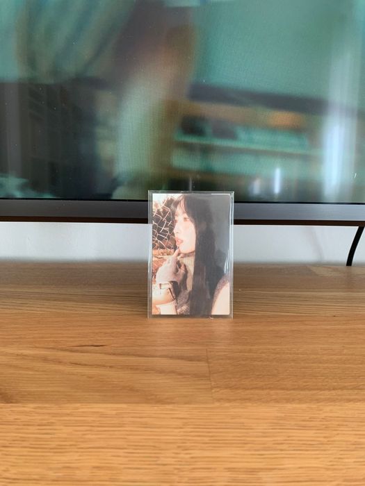 TWICE “ready to be” photocards