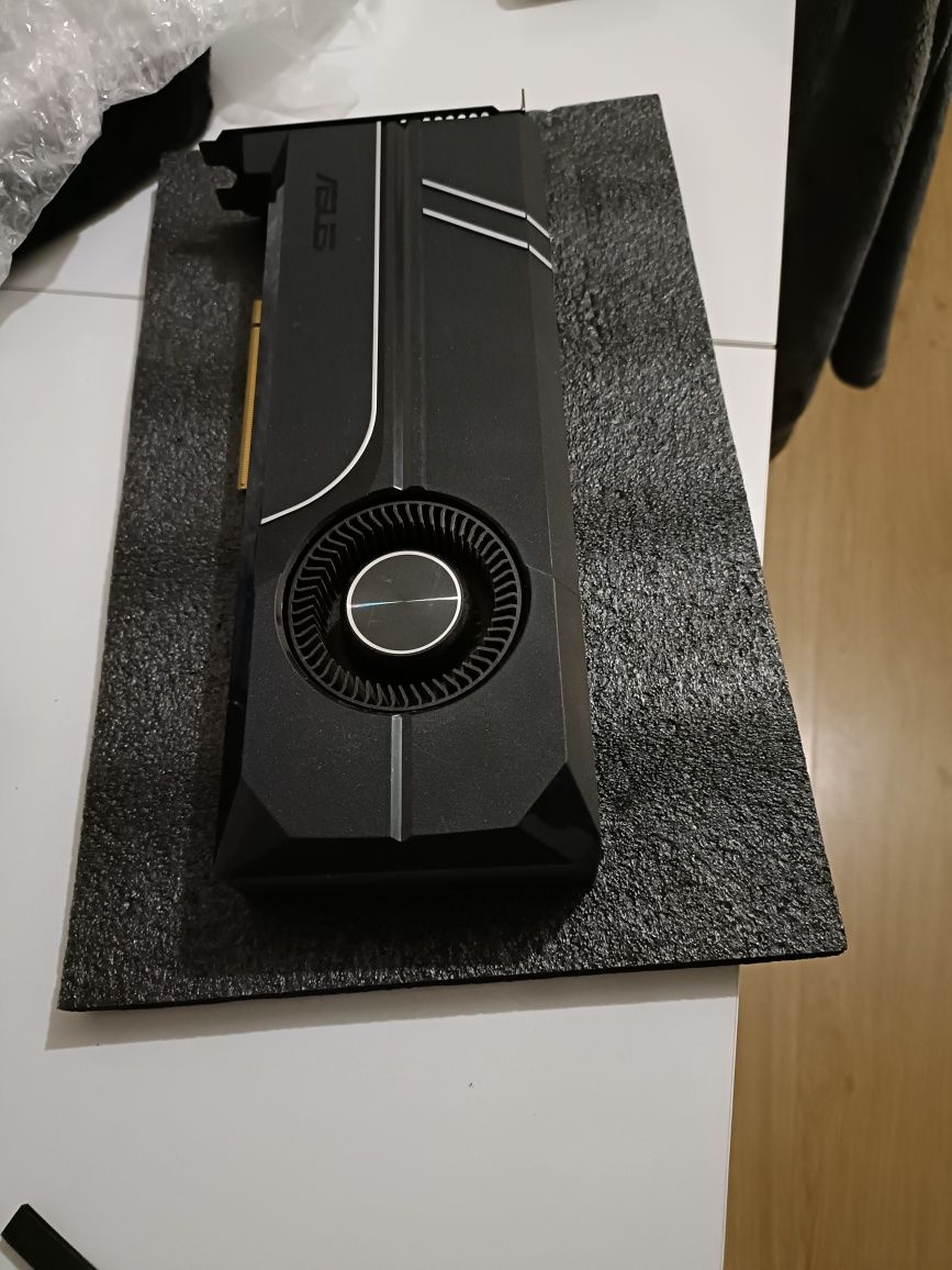 Placa Gráfica ASUS GeForce GTX 1060 Turbo (NVIDIA - 6 GB DDR5)