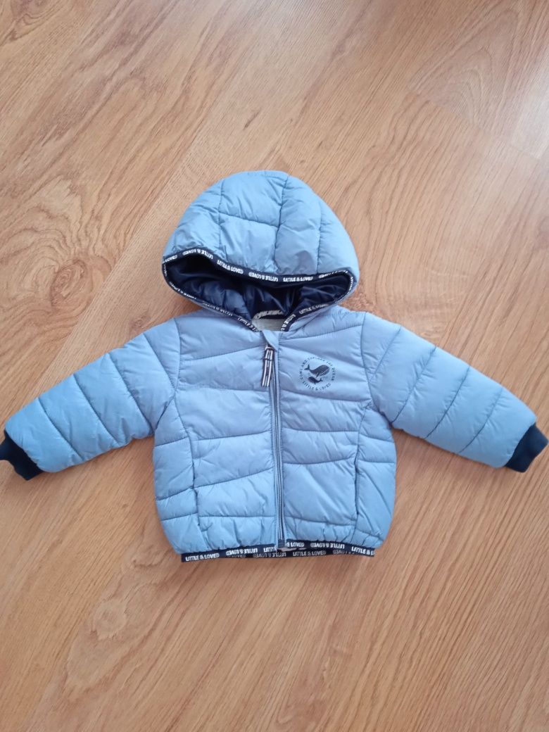 Pikowana kurtka z kapturem przejściowa niemowlęca C&A r.68