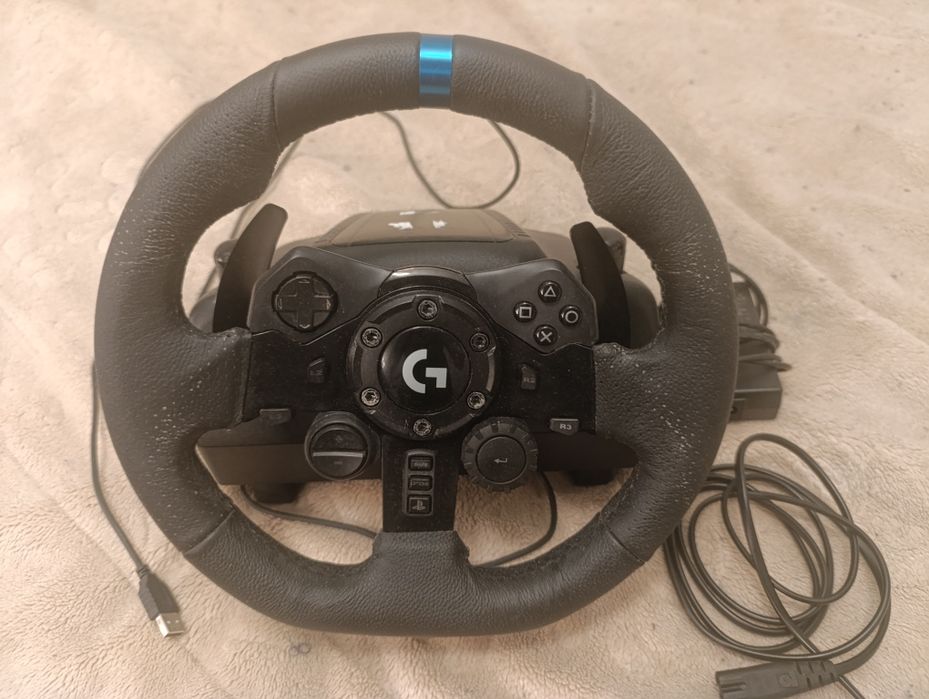 Kierownica Logitech g923 PlayStation - sprawna - bez pedałów.