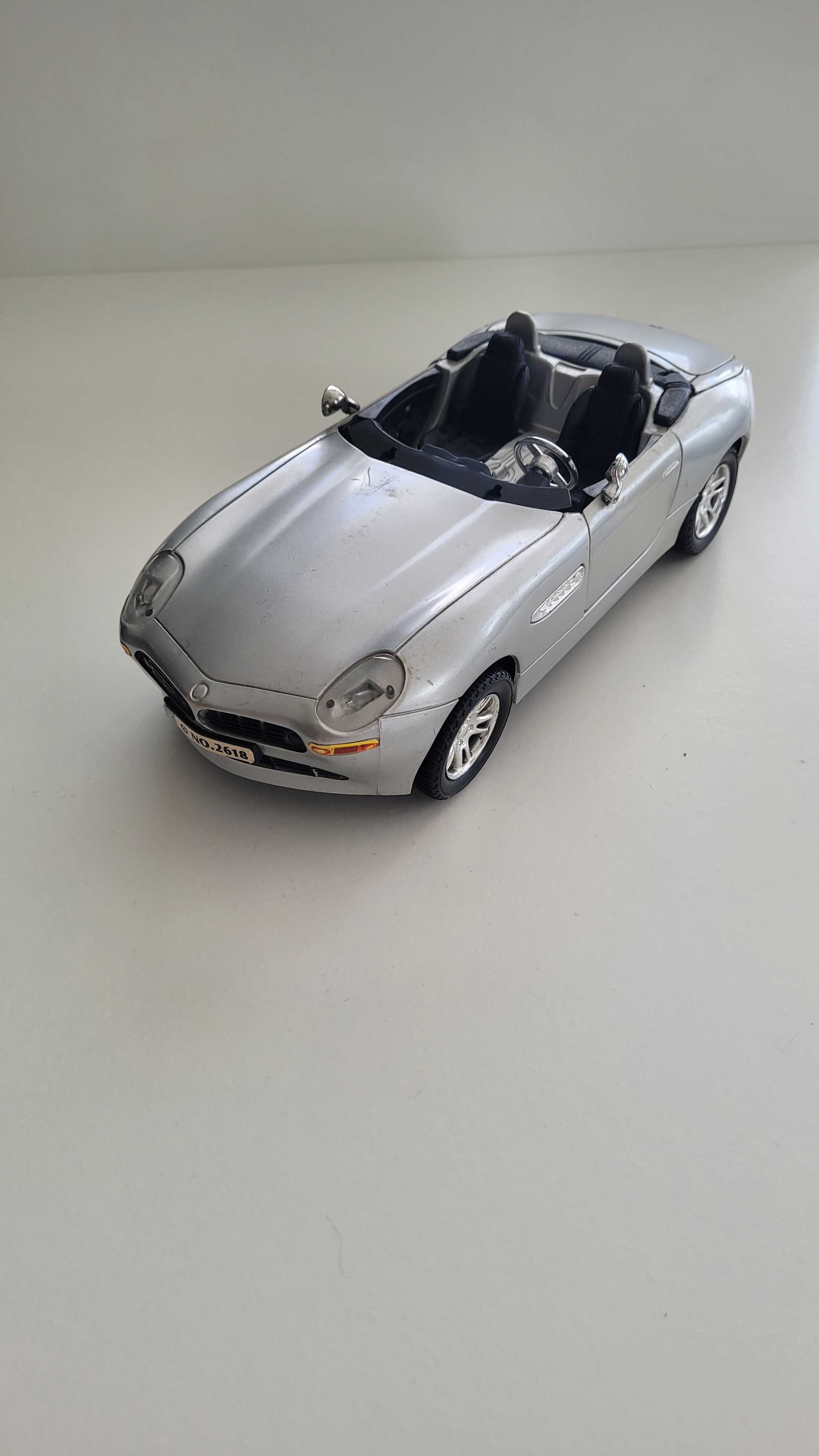 Zabawkowy BMW Z8 2001