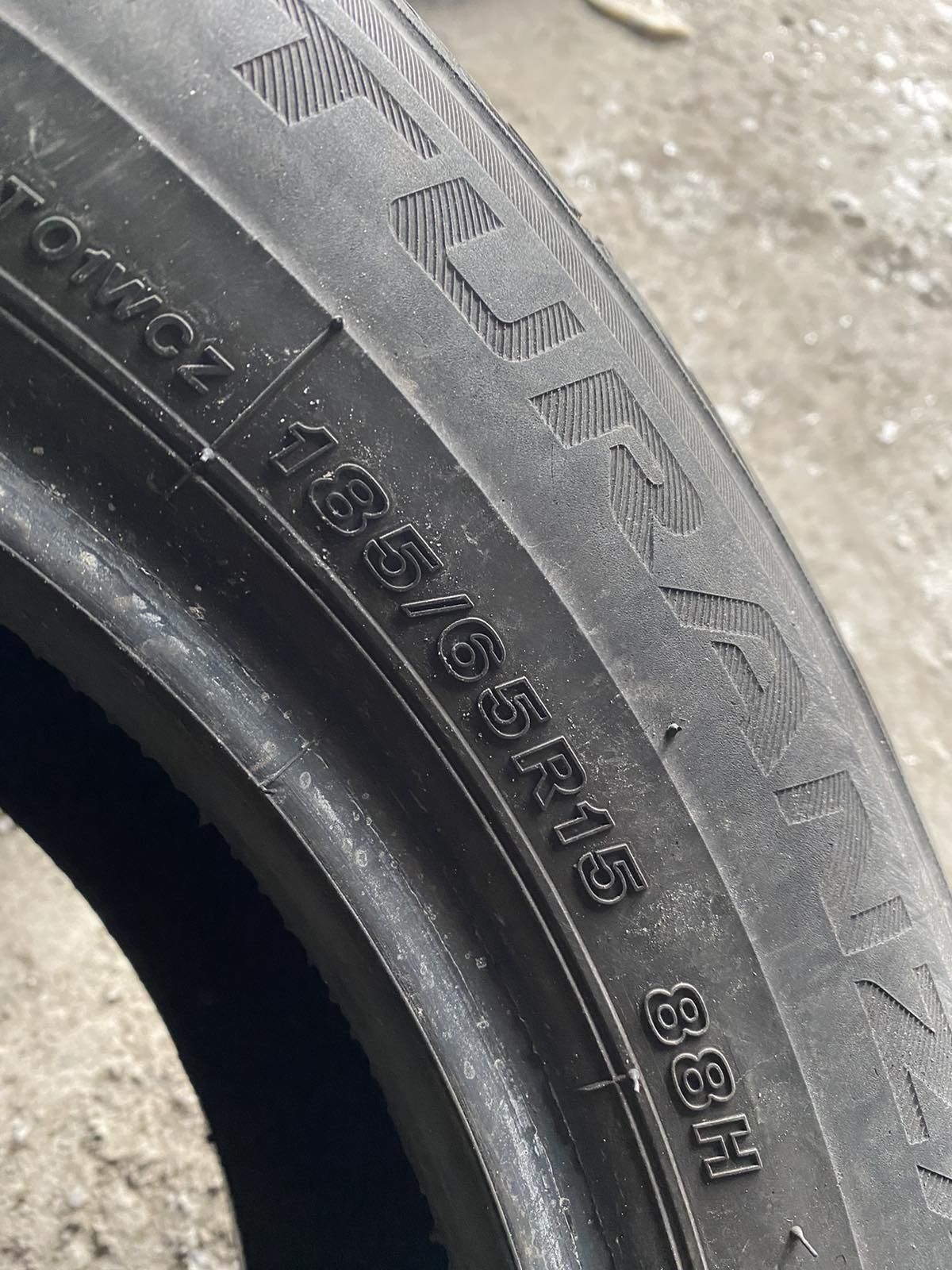 185.65.15 Bridgestone 2шт лето БУ склад шины резина из Европы 65 R15