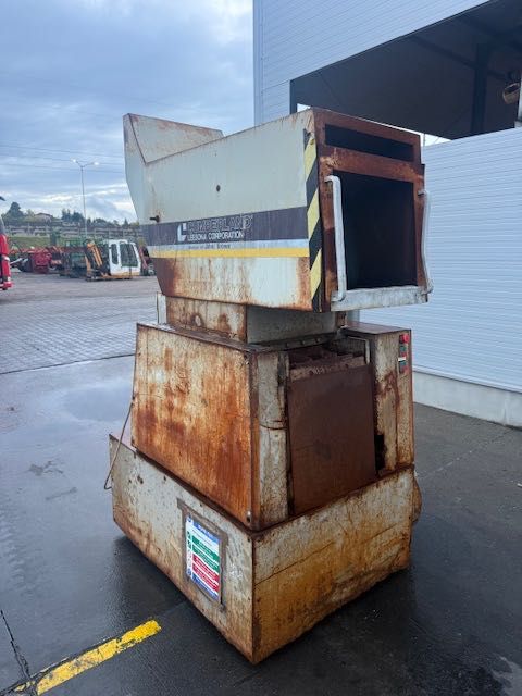 granulator nożowy młyn do odpadów waga 1360 kg