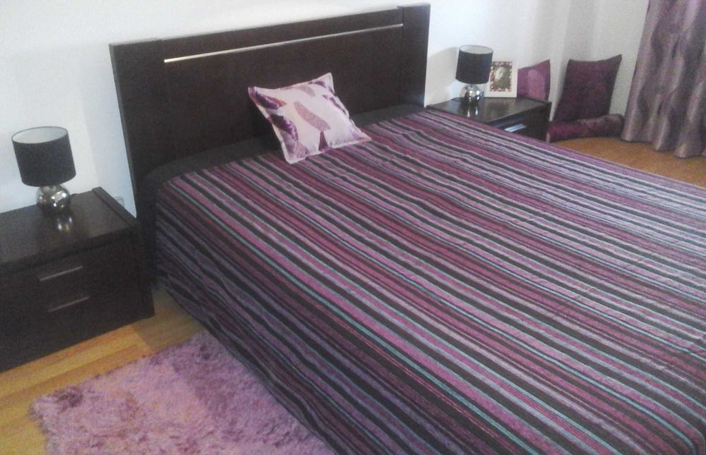 Cama Casal + Estrado metálico Luna Tabac