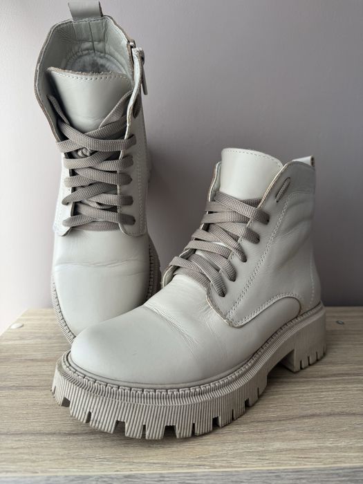 Зимние кожаные ботинки 36 размер