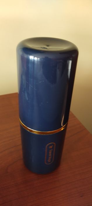 Pojemnik na szczoteczki do zebow