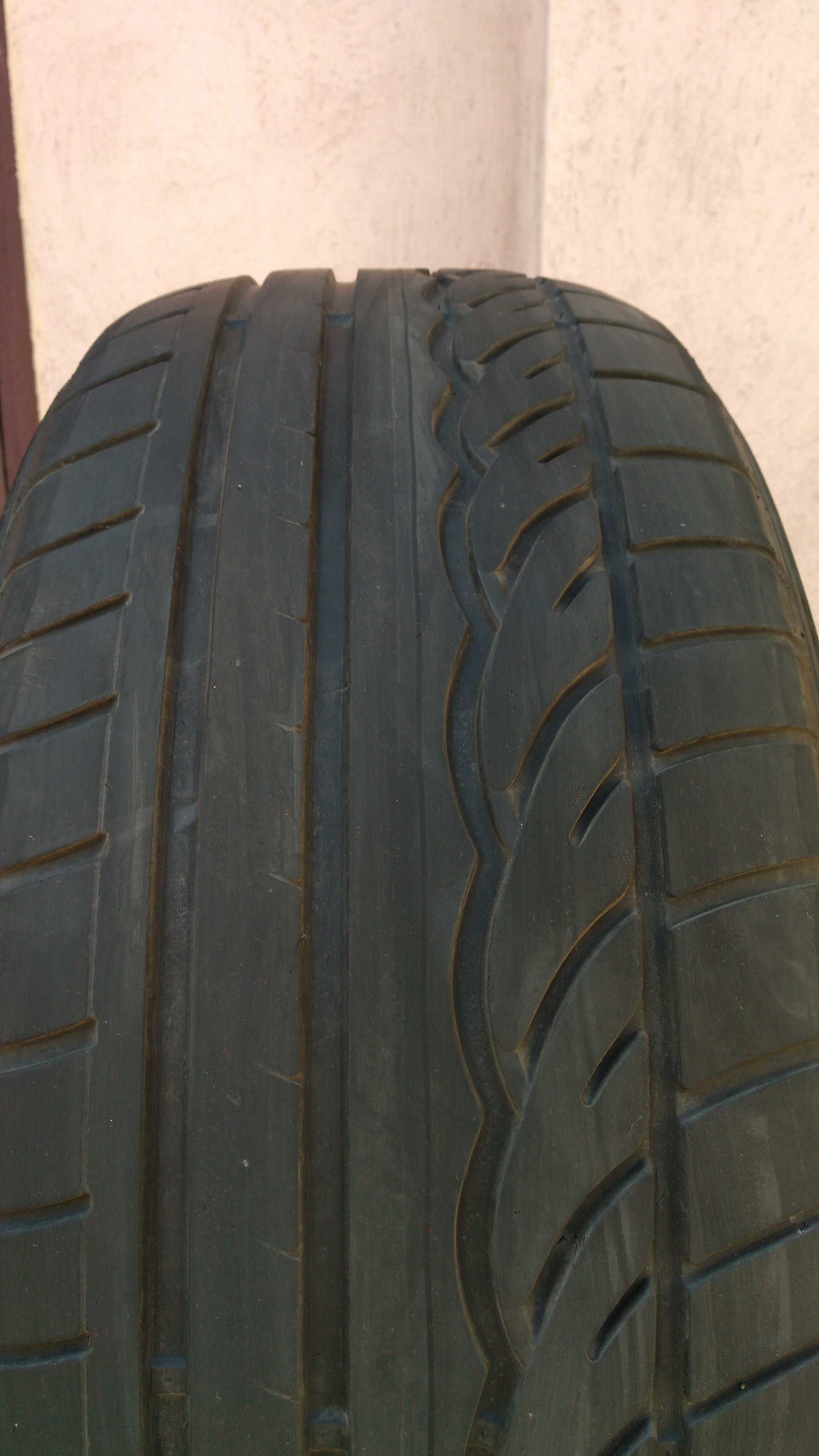 235/55r17  Dunlop Sp sport 01