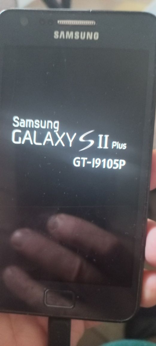 Samsung  Galaxy s2 и силиконовый чехол цена за все