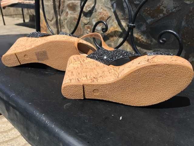 Sandálias Nº 39 NOVAS