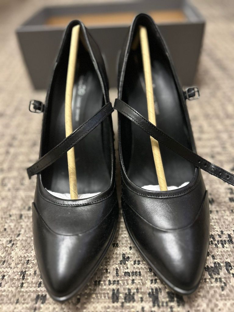 Ecco shape 75 pointy sleek