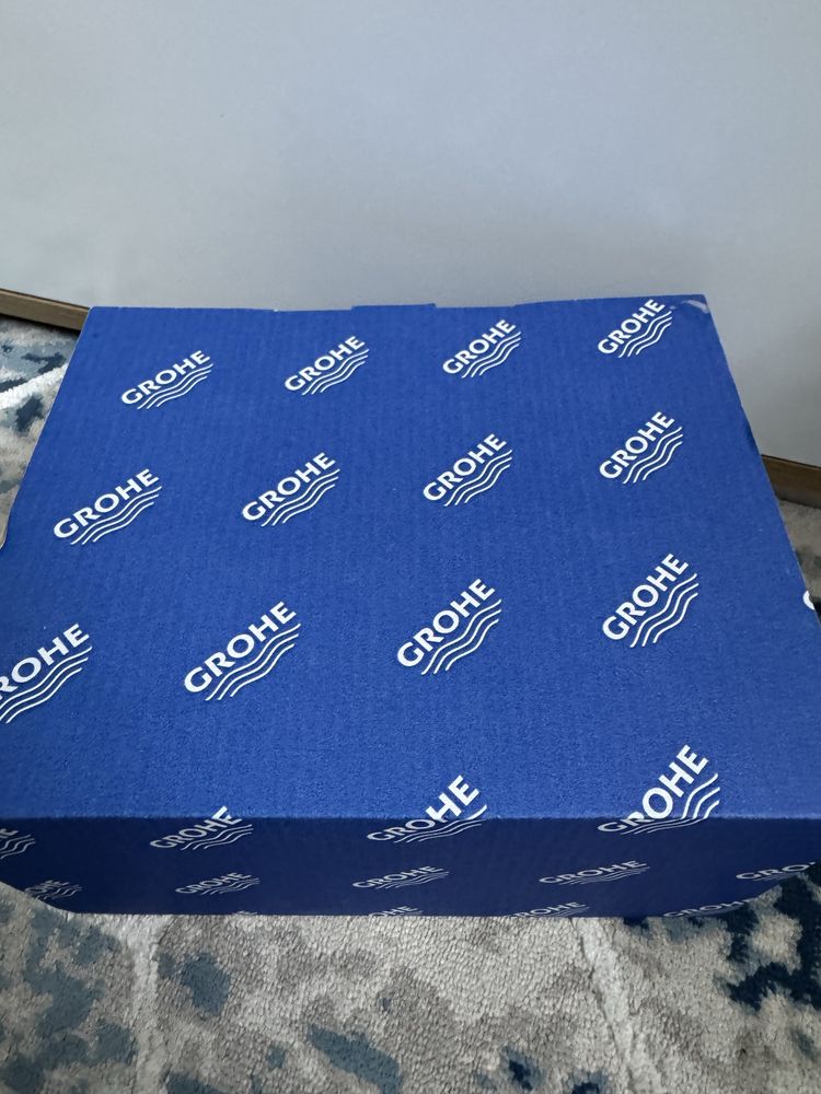 Przycisk do WC firmy GROHE (Skate Cosmopolitan)