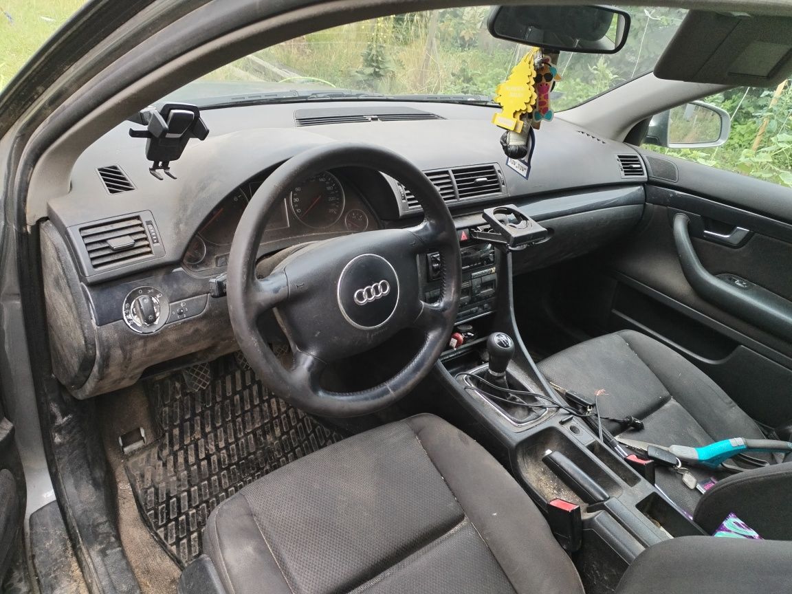 Audi a4 b6 1.8t uszkodzona
