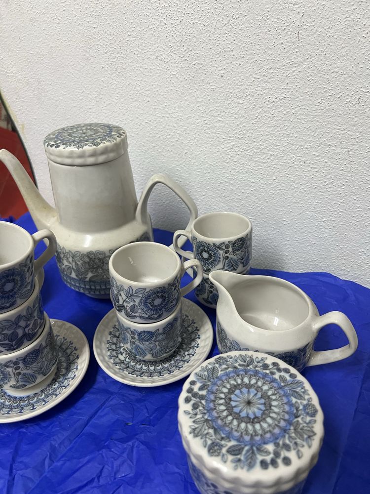 Conjunto de louça Alcobaça