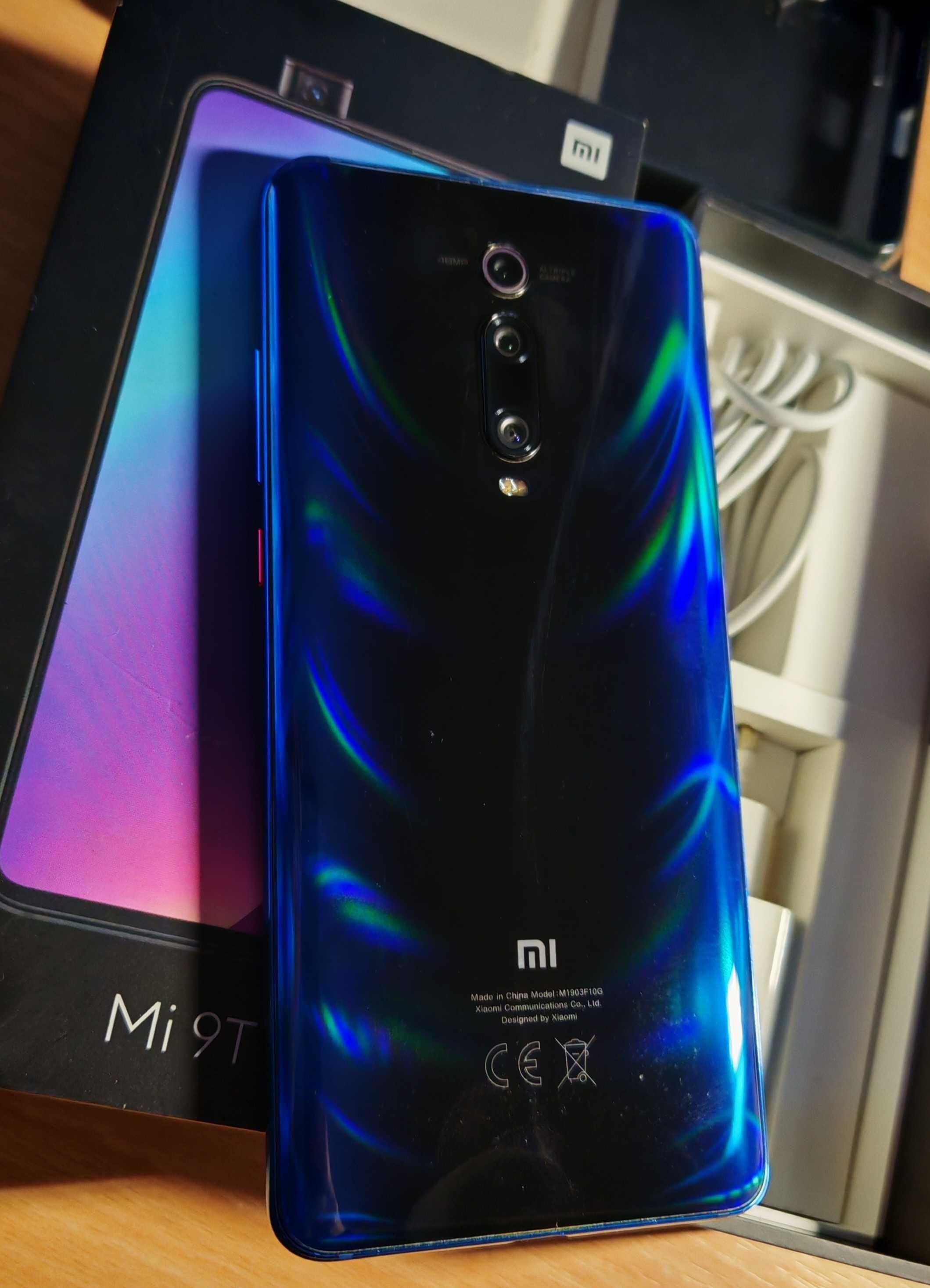 Xiaomi Mi 9T z wysuwanym aparatem - jak nowy
