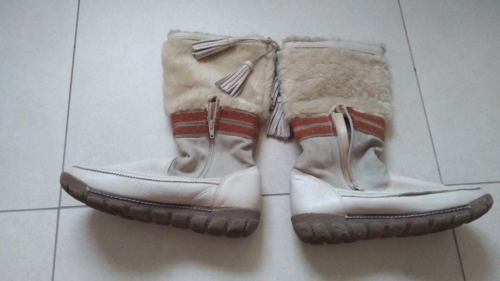 Sprzedaje zimowe buty firmy Bata że skory