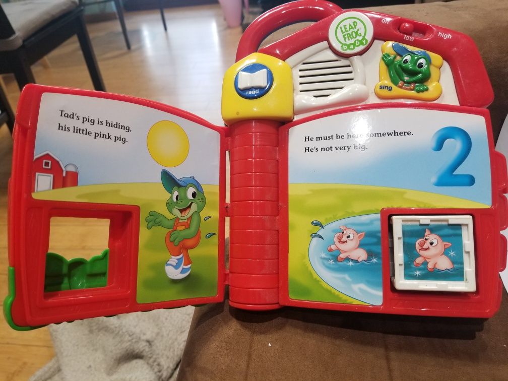 Leapfrog baby.  Język angielski. Książka blokowa brzmi ucząca się zab