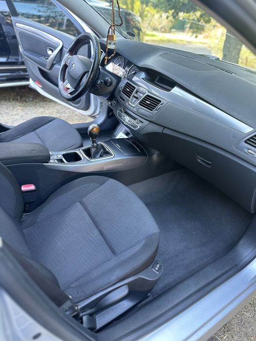 Renault Laguna 3, 2010