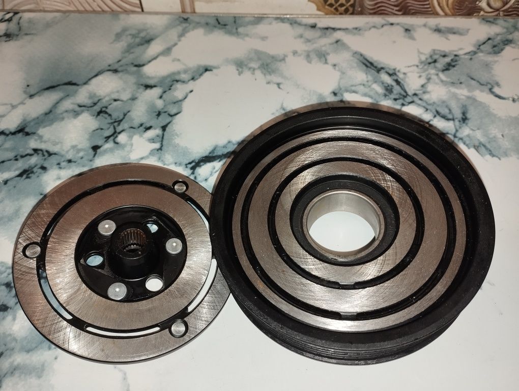 Муфта компресора кондиціонера Thermotec KTT040051