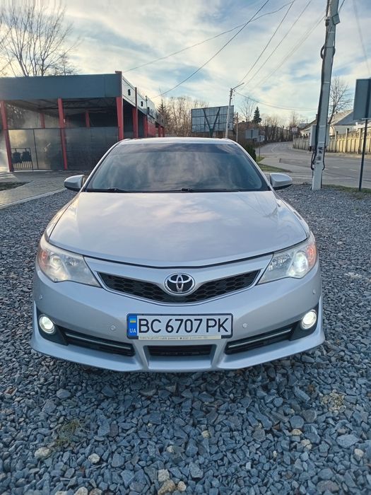 Продам ТОЙОТУ Кемрі SE