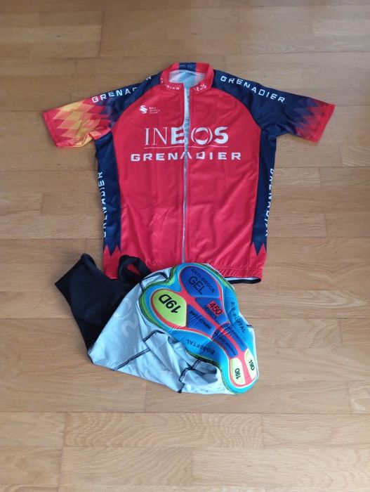 Equipamento de ciclismo novo