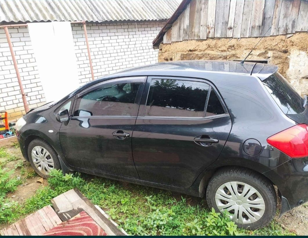 Продам Toyota Auris