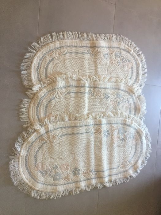 Trio de Tapetes em Lã