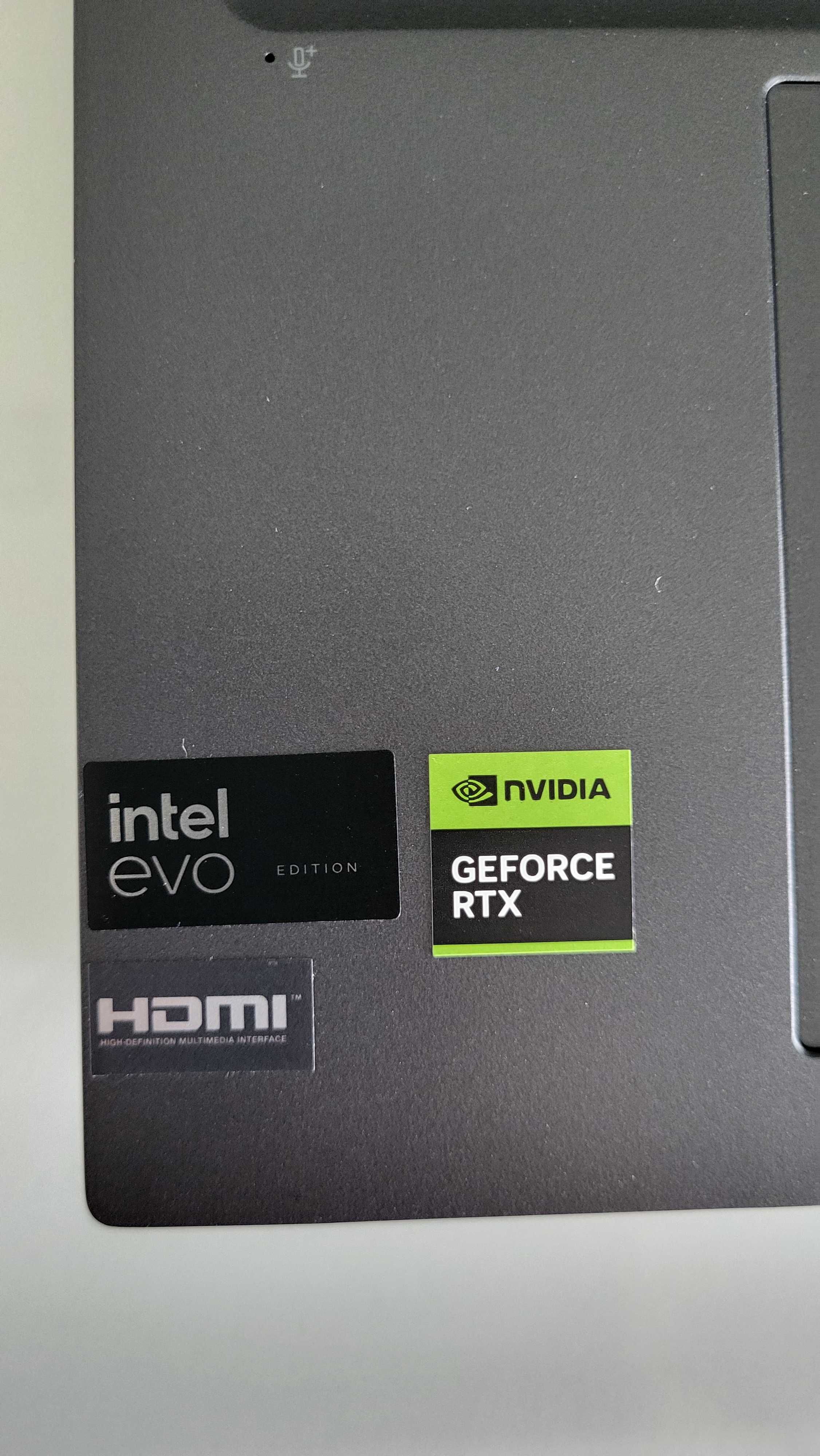 MSI Prestige 16 AI Studio Ultra 7 155H|16' QHD+|RTX 4050 8GB| 16GB
