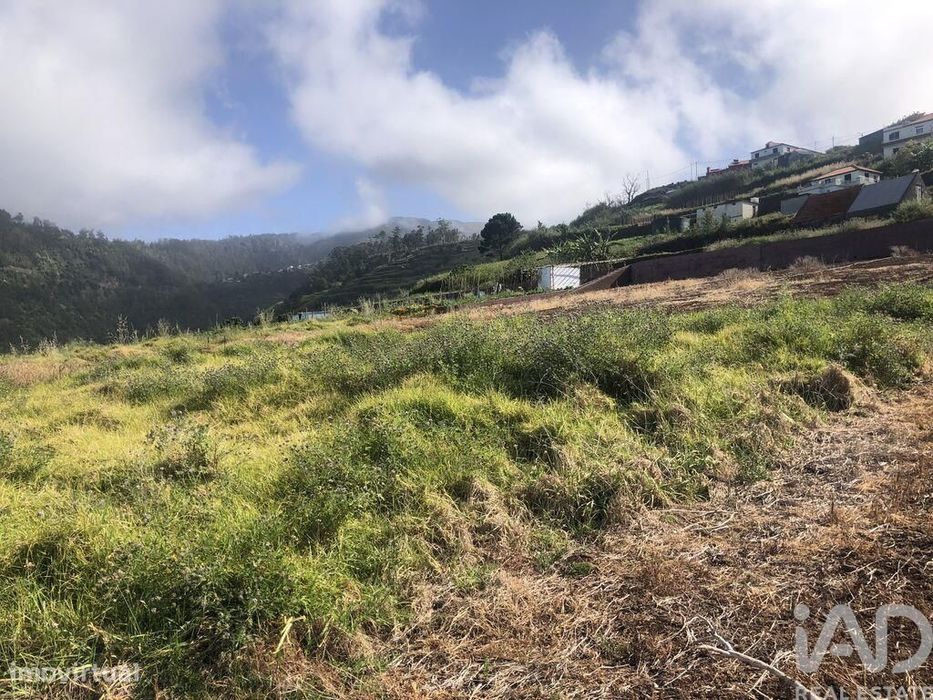 Terreno em Canhas de 1120,00 m2