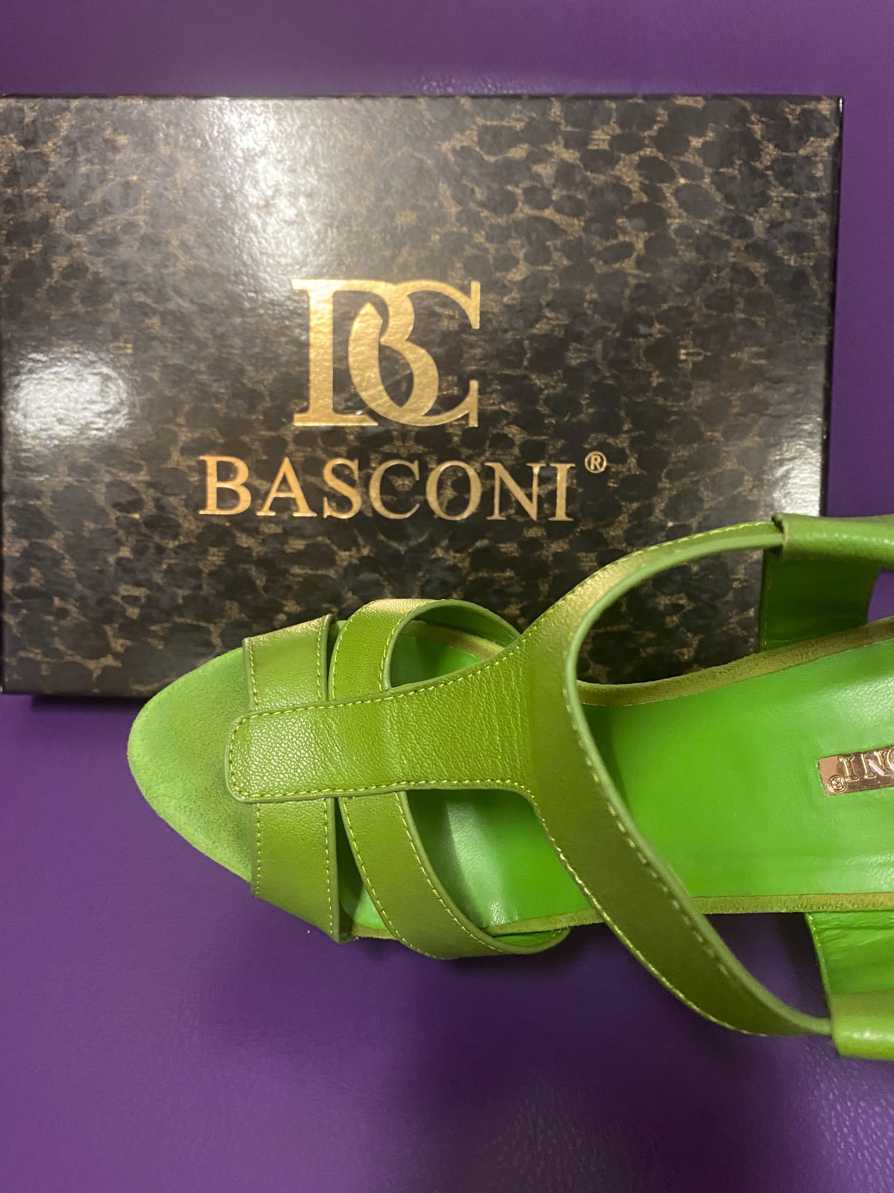 Босоніжки Basconi 38 розміру, все натуральна шкіра, туфлі, шльопки