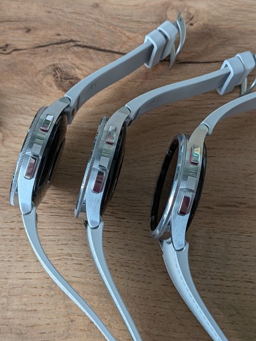 Samsung Galaxy Watch 6 Classic 47mm •