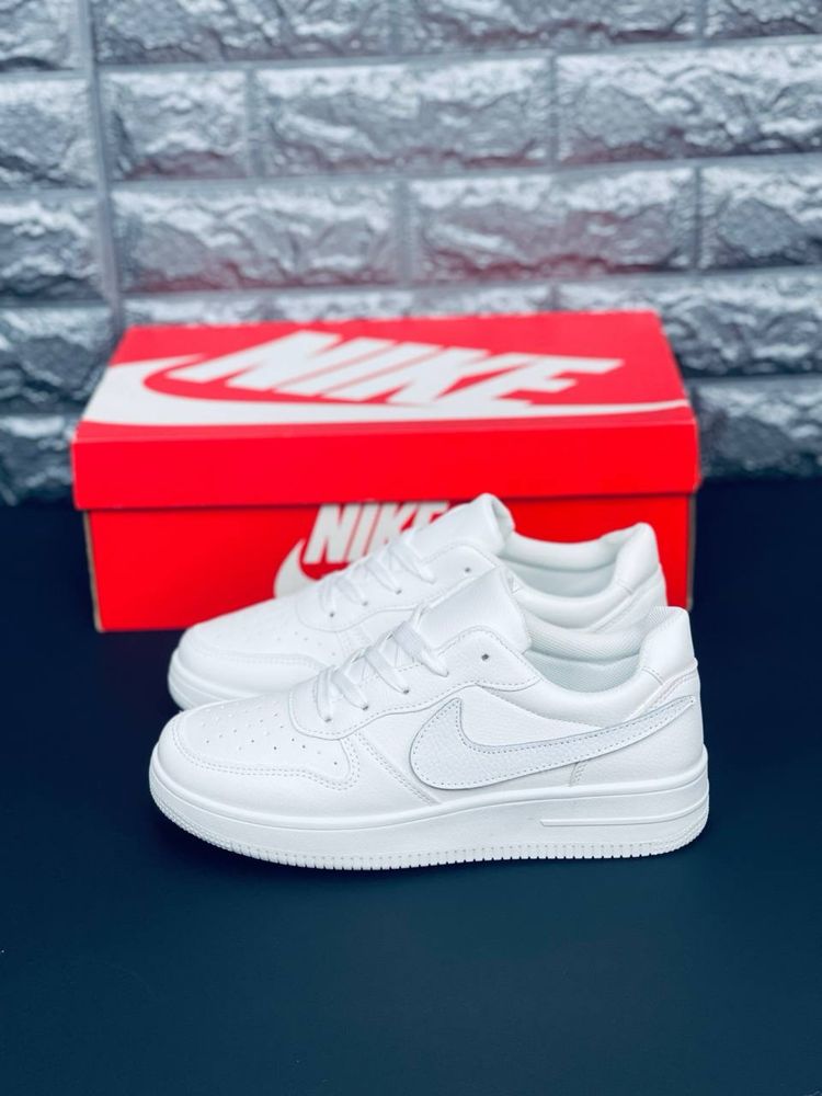 Кросівки Nike Force 1 унісекс підходять як чоловікам так і жінкам.