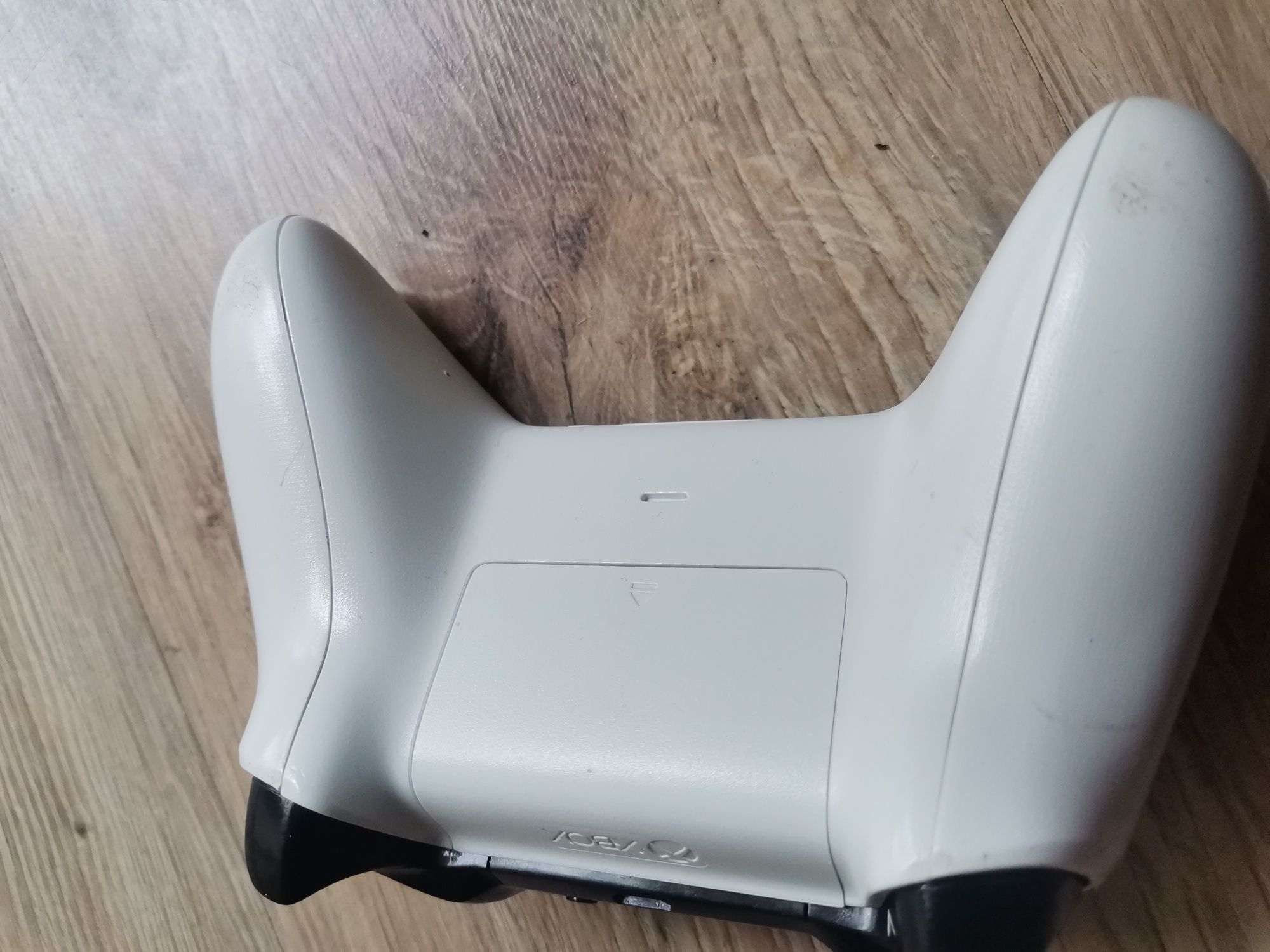 Kontroler Xbox 1708