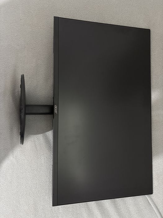 Monitor 120hz, ps4 com comando e cadeira de racing