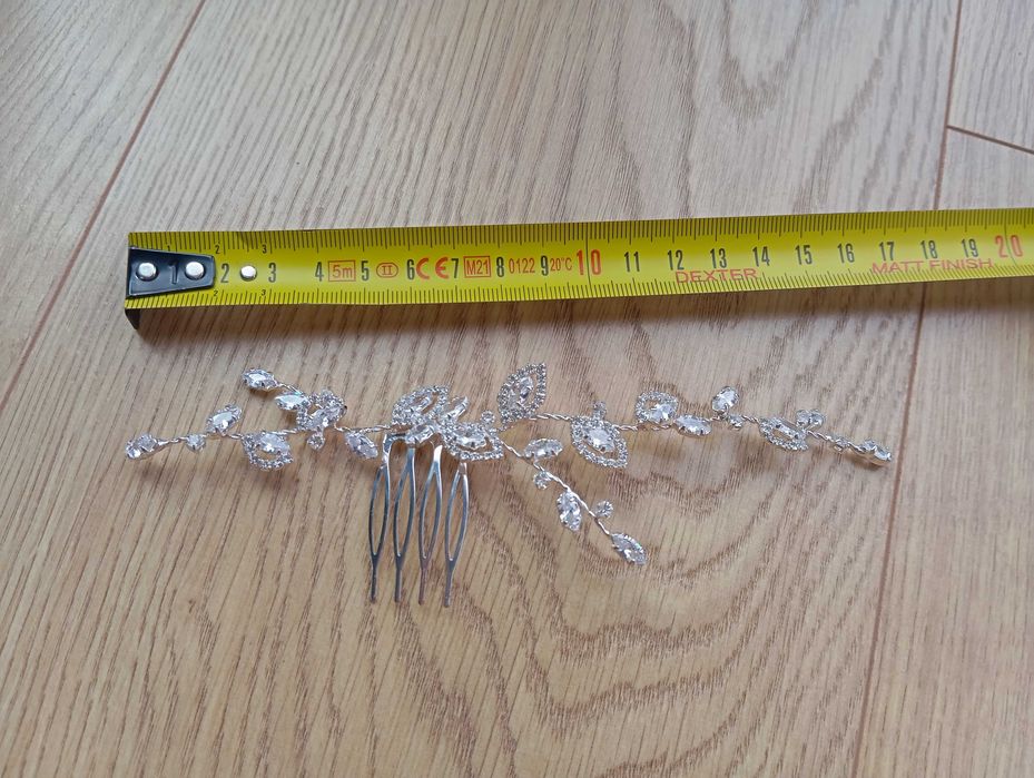 Srebrna ozdoba do włosów z kryształkami cykorie ślub wesele bal