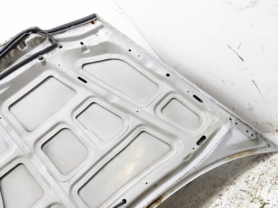 Mazda 323F BA Maska Pokrywa Silnika Przód Przednia