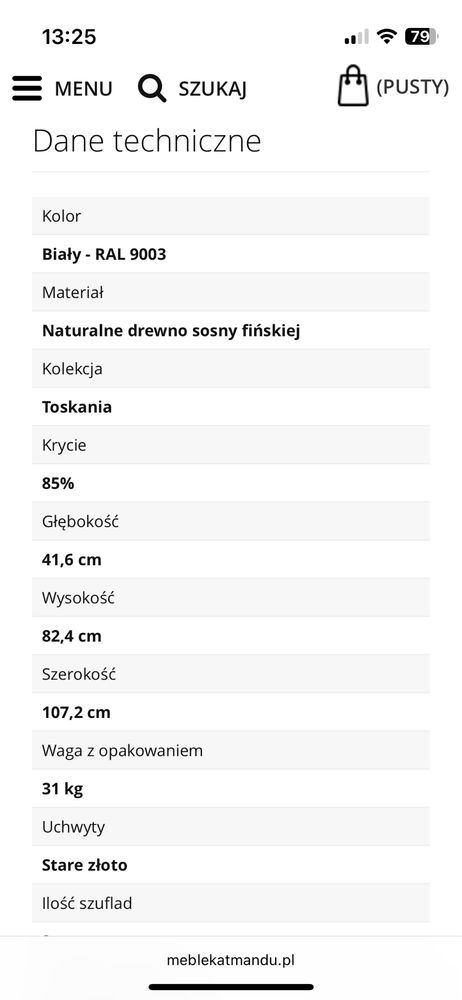 Drewniana szafa i komoda