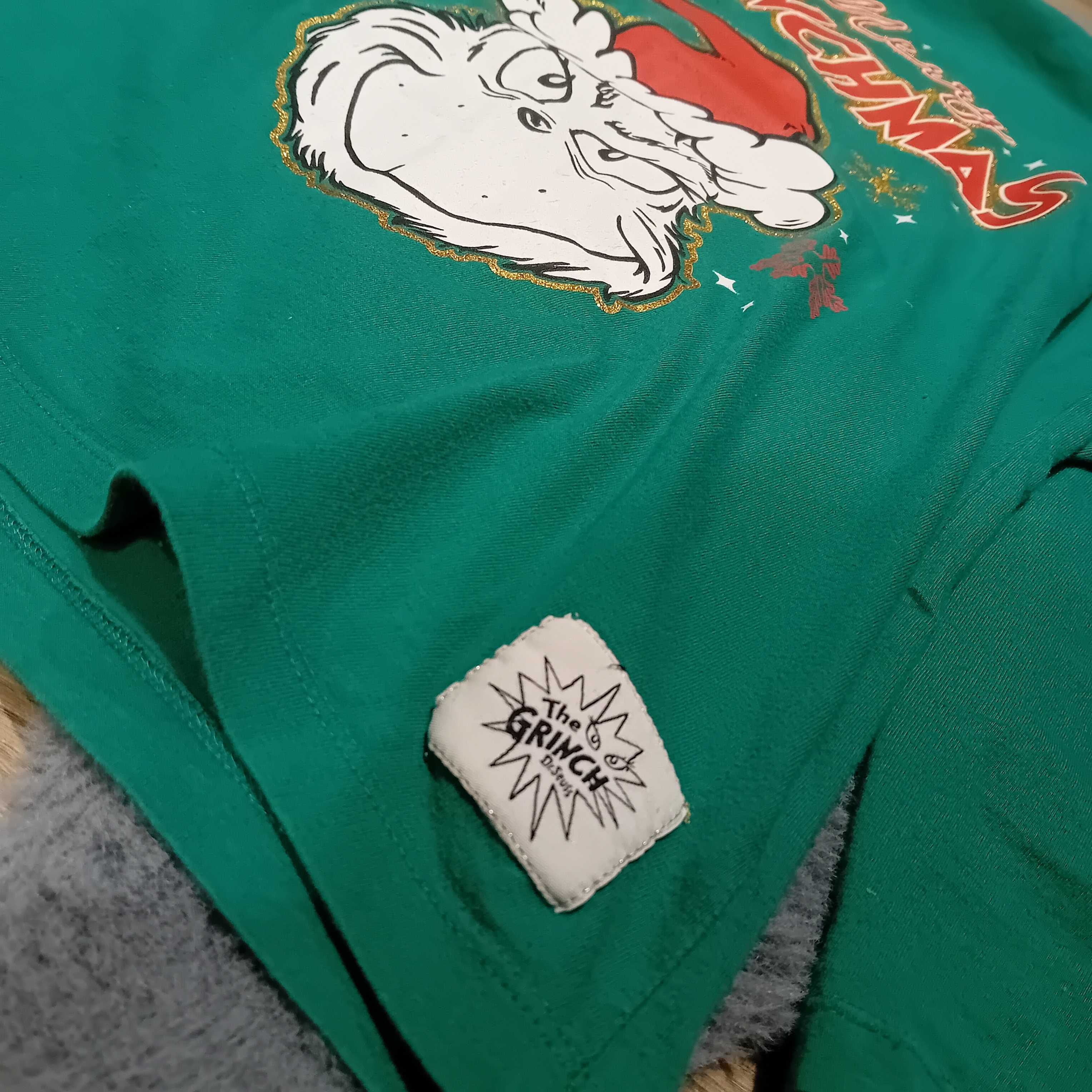 Góra od piżamy Grinch Primark 146-152. Bardzo dobry stan. Tanio!