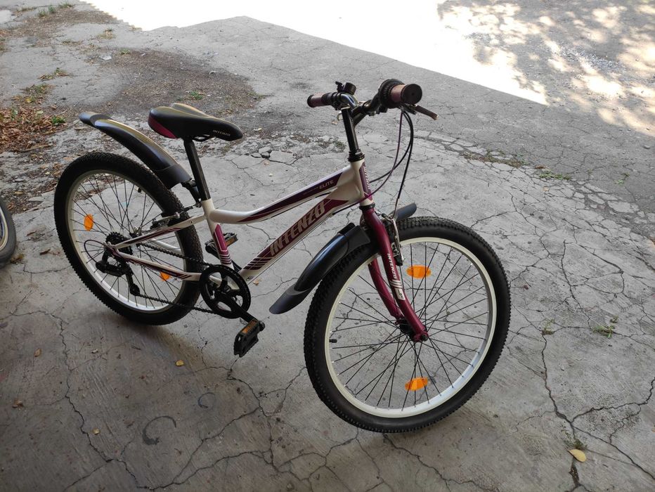 Велосипед подростковый женский 24" почти новый