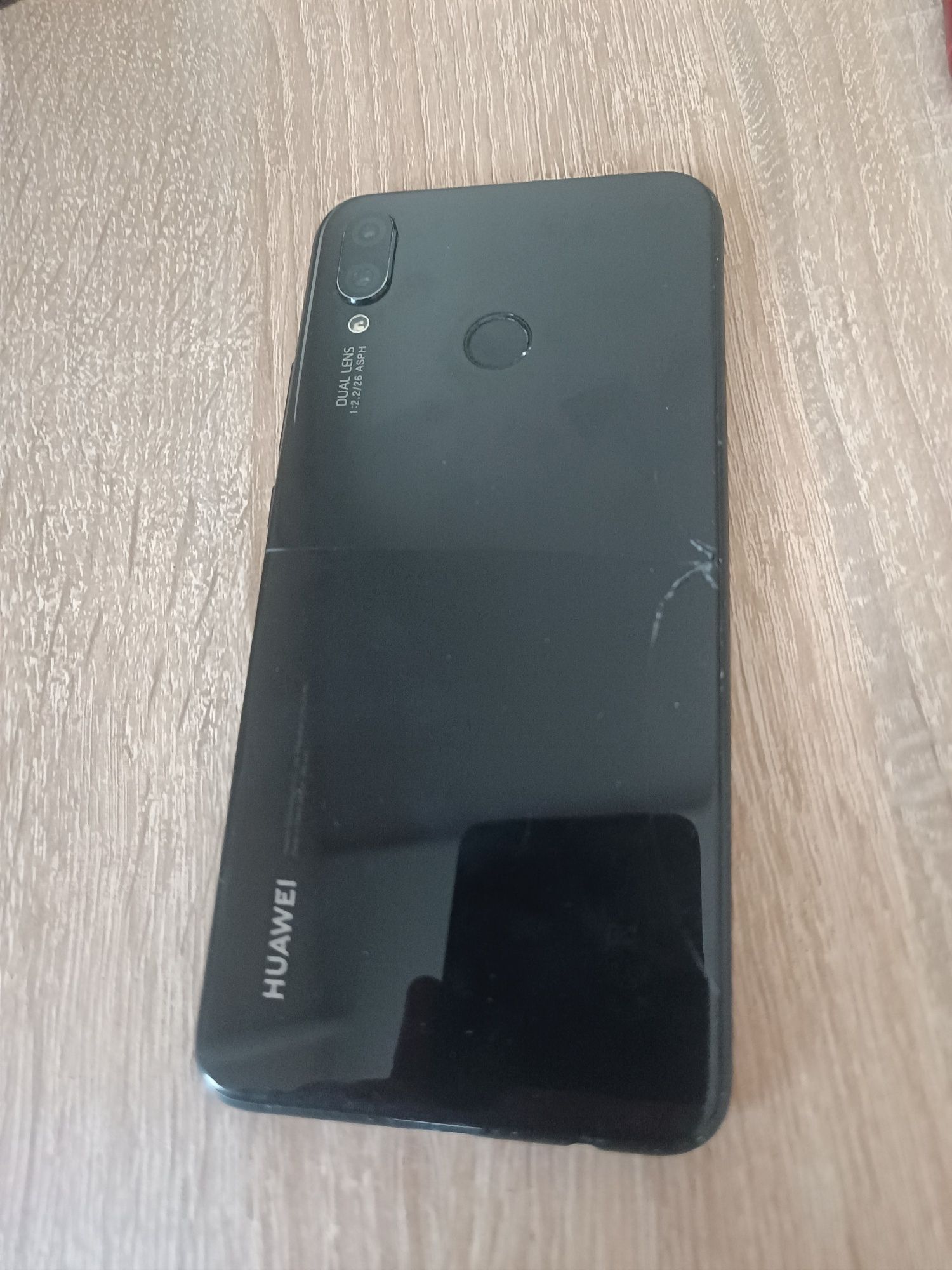 Huawei p smart plus  (LNE-LX1)  на запчасти
