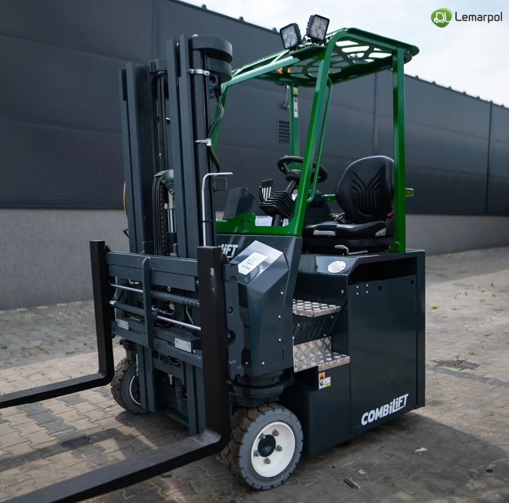 Combilift CBE-3000  Nowy wózek wielokierunkowy Combilift CBE3000- od ręki