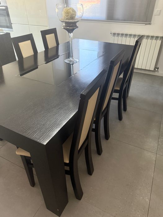 Conjunto de mesa de jantar com 6 cadeiras - design moderno