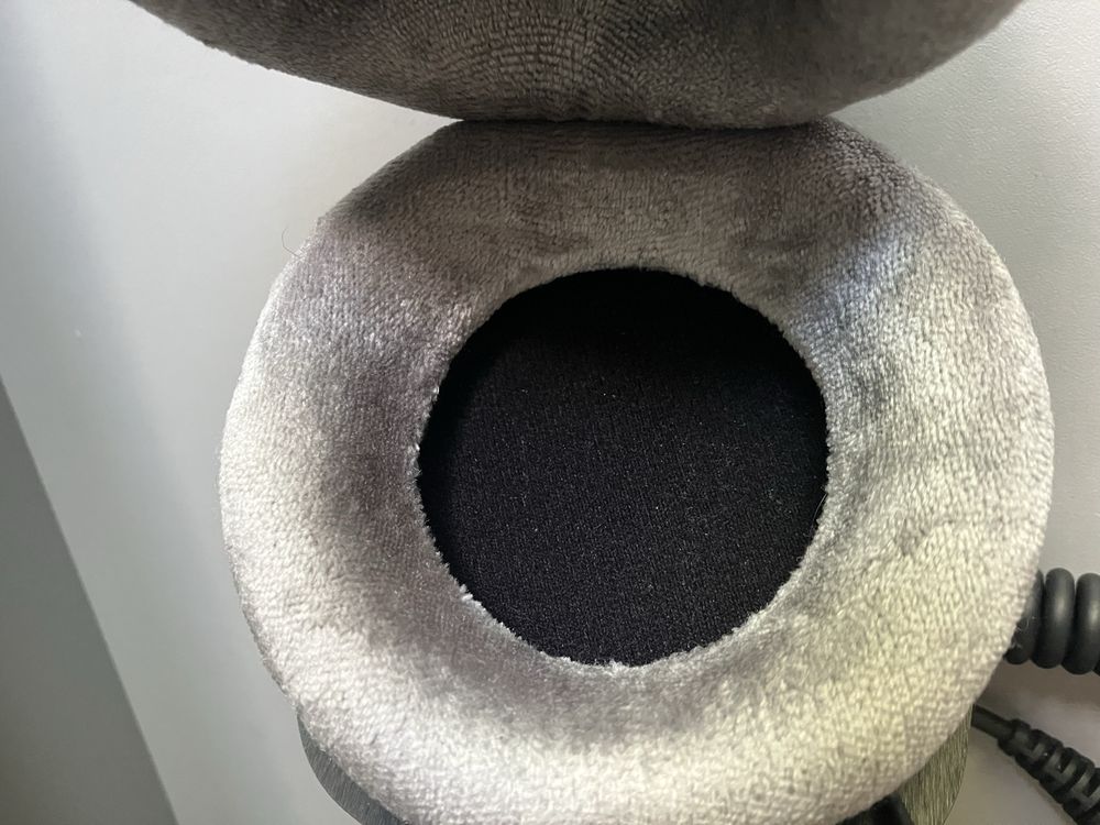 Beyerdynamic DT 990 Pro – stan idealny