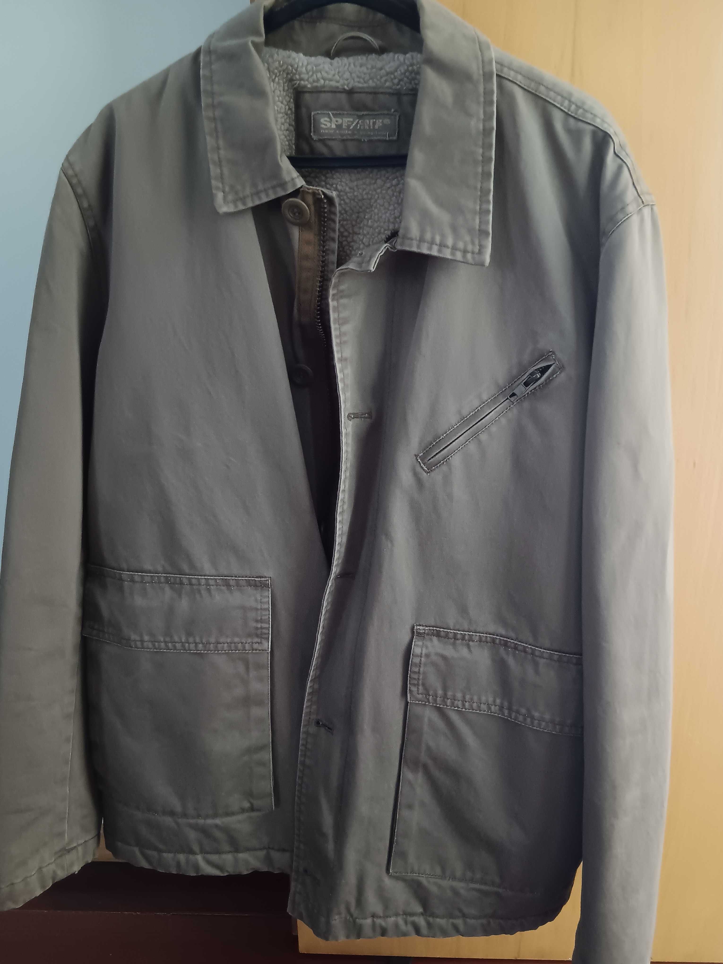 Parka de homem com pelo