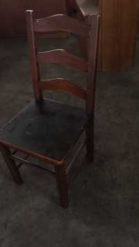 cadeiras de madeira maciça
